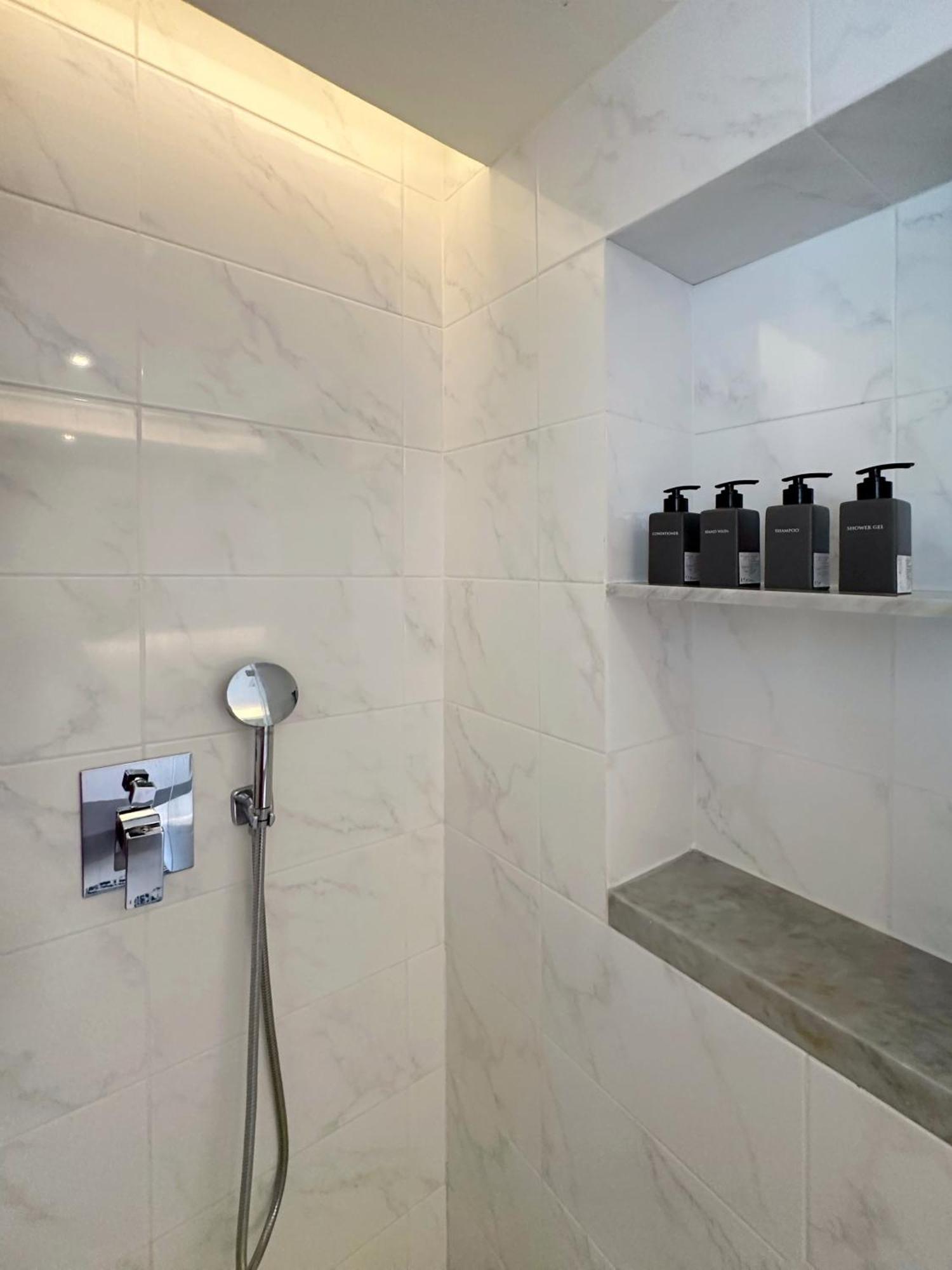 The Aristo-2-803 Apartment Phuket ภายนอก รูปภาพ